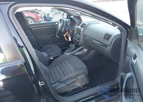 2010 Volkswagen Jetta Tdi Cup Edition z USA, uszkodzony, nr VIN 3VWHL7AJXAM148856